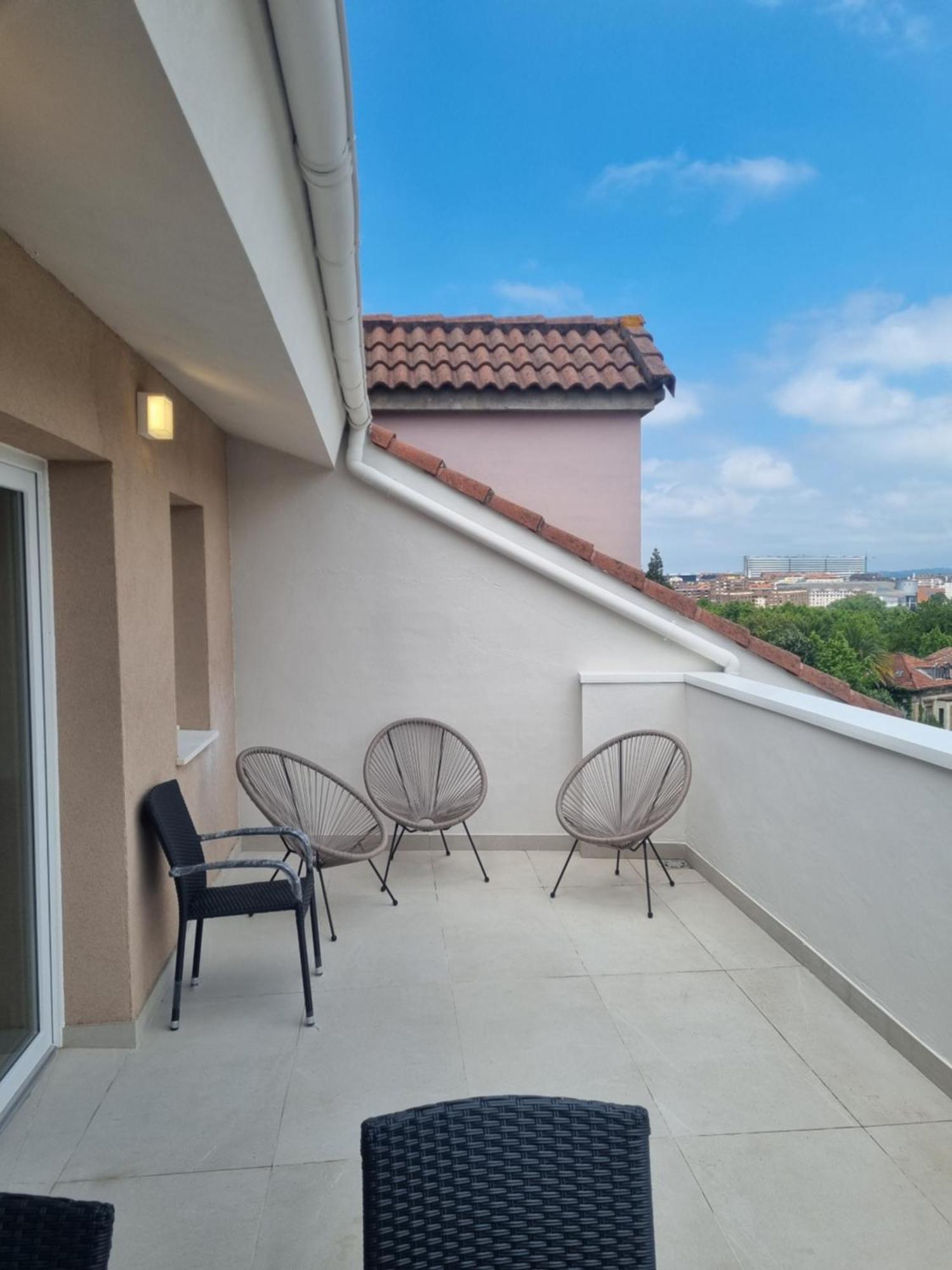 Astures Apartamentos Oviedo Eksteriør billede